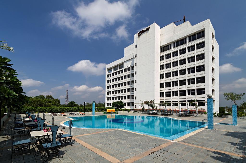 Clarks Avadh Hotel Lucknow Exterior foto